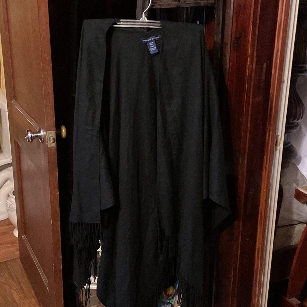 Adrienne Vittadini Elegant Black Top